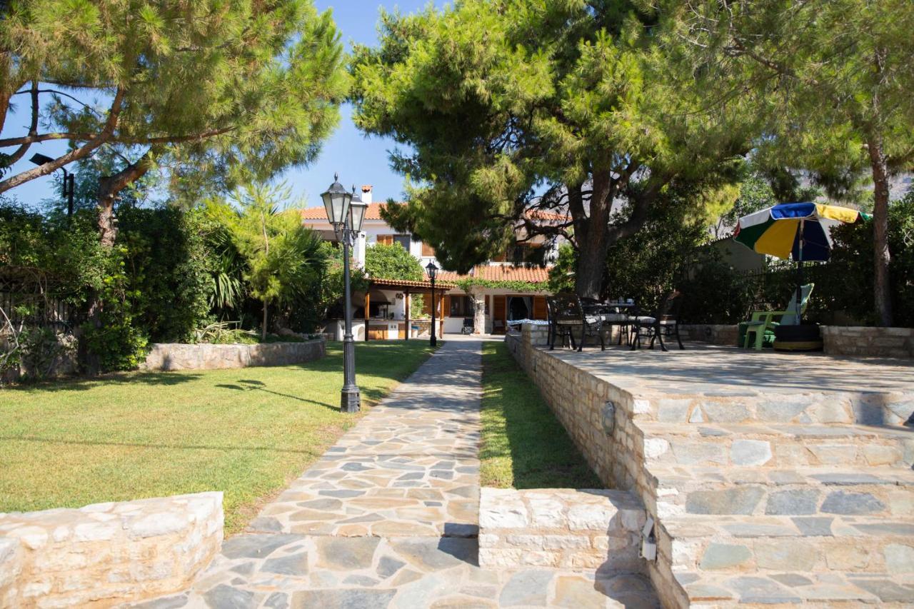 Seaside Haven Kineta Villa Exterior photo
